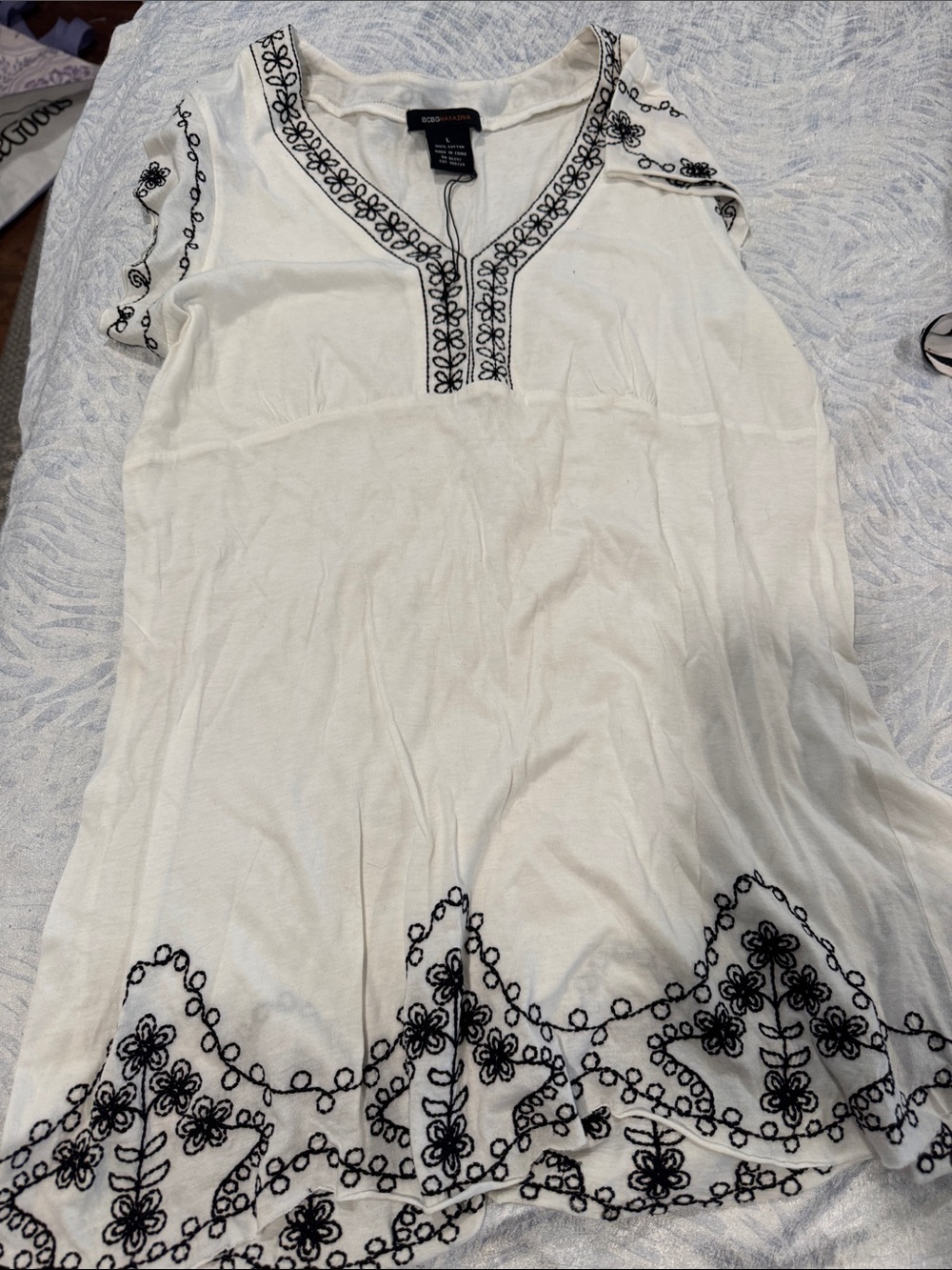 BCBGMaxAzria White Tunic Top with Black Floral Embroidery